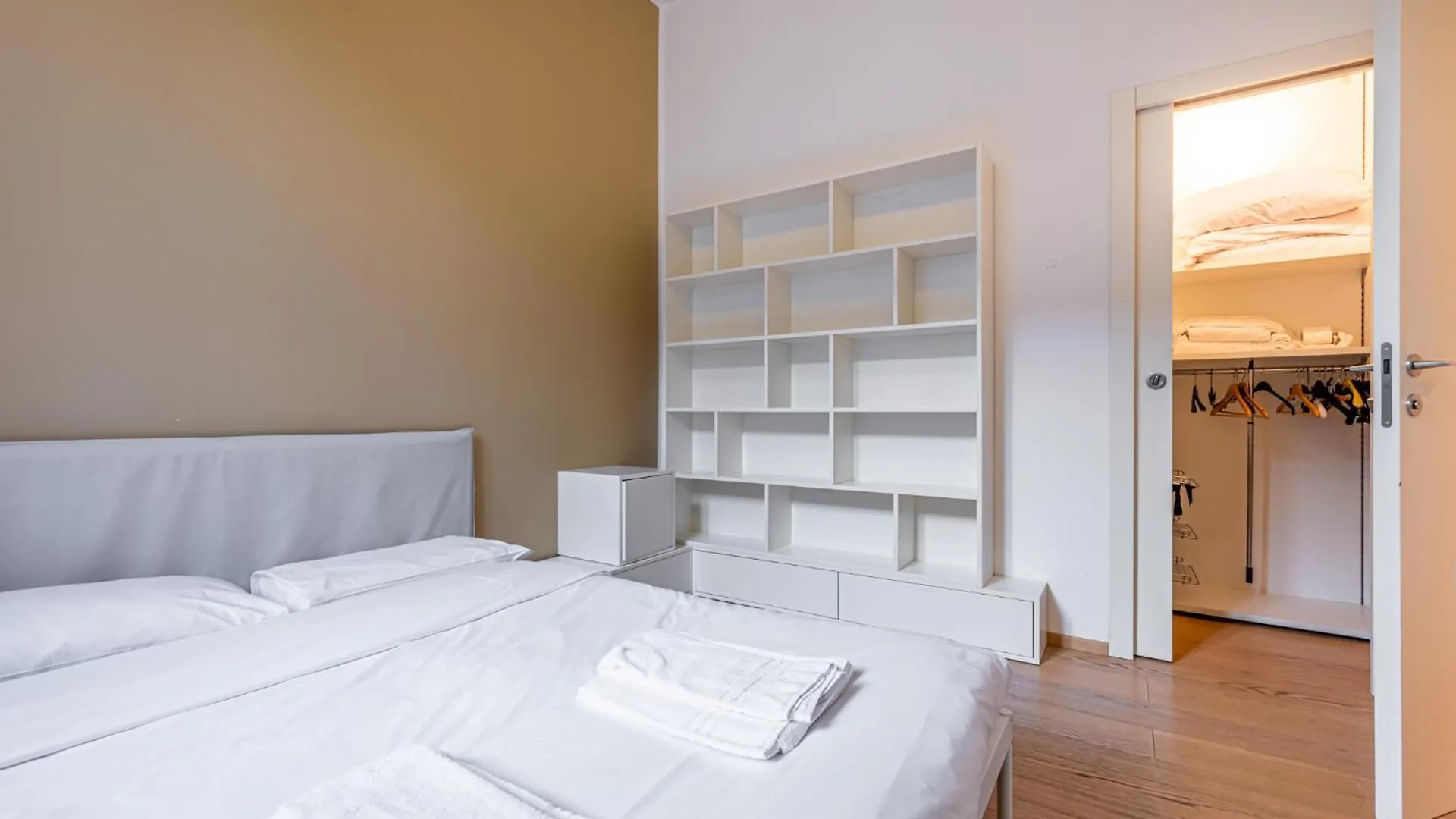 Apartment Porta Romana - Curtatone Milan Italy